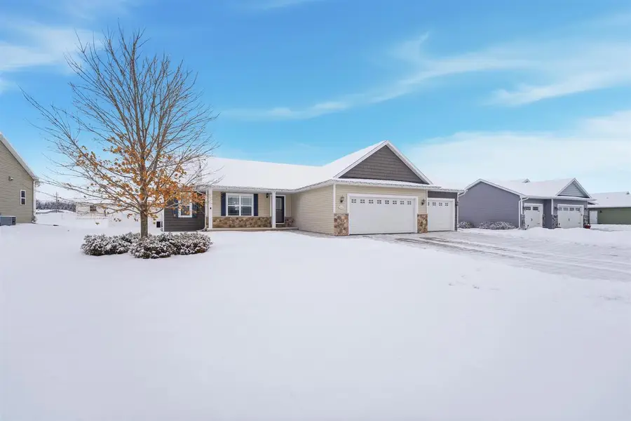 1435 ANTHEM DRIVE, Neenah, WI 54956 - #3
