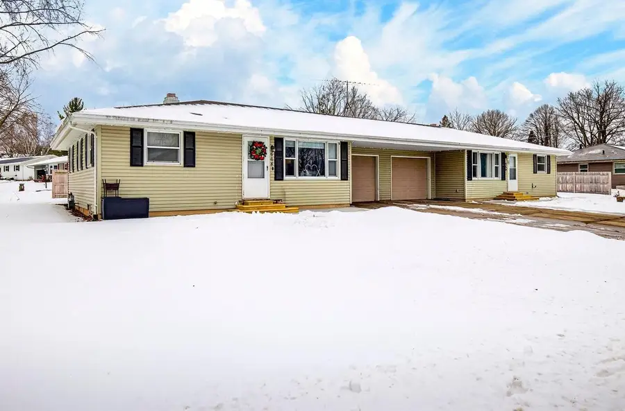 664 W FACTORY STREET, Seymour, WI 54165 - #2