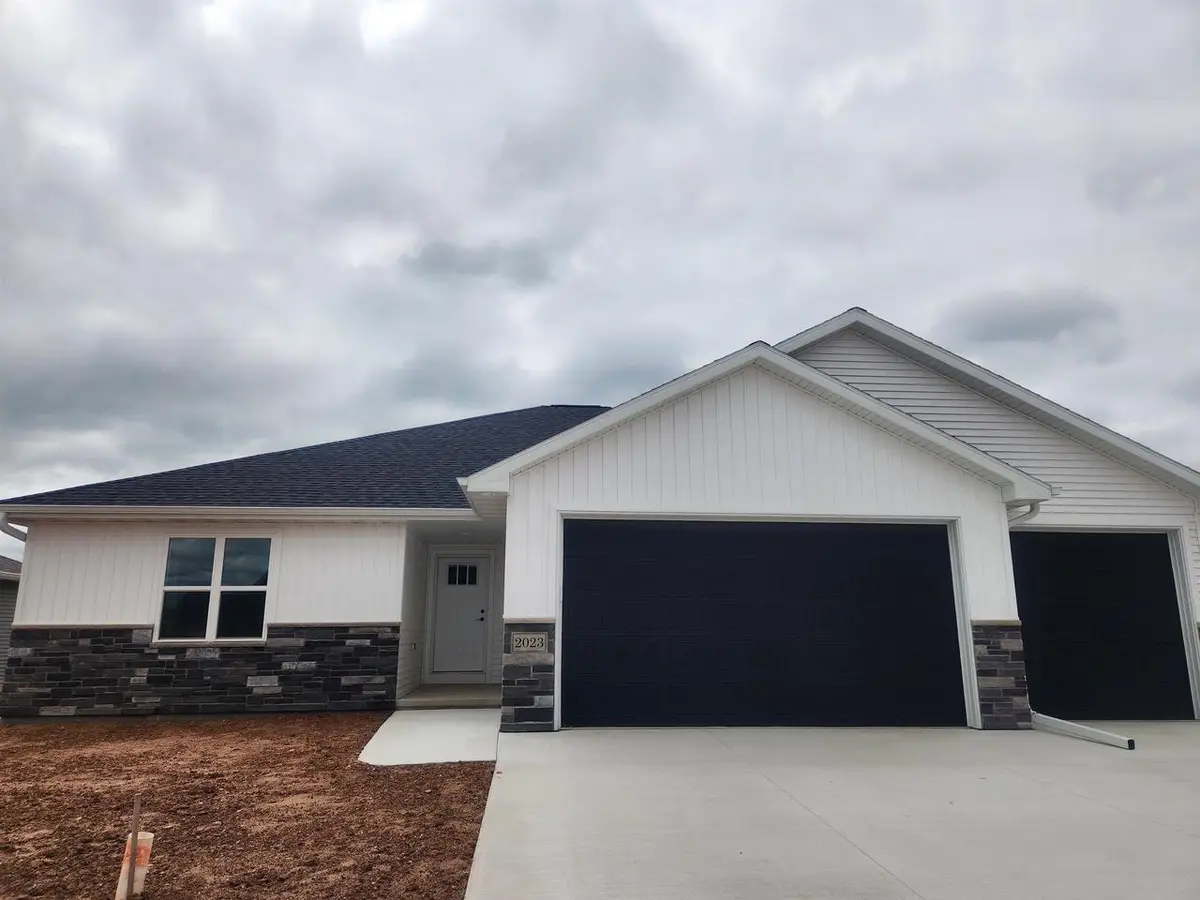 8318 XAVIER DRIVE, Clayton, WI 54952 - #1