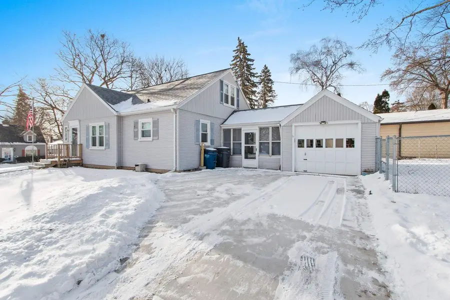 220 E WHITNEY STREET, Green Bay, WI 54301 - #2