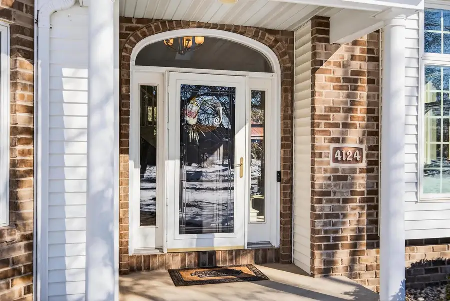 4124 N WEDGEWOOD DRIVE, Appleton, WI 54913 - #3