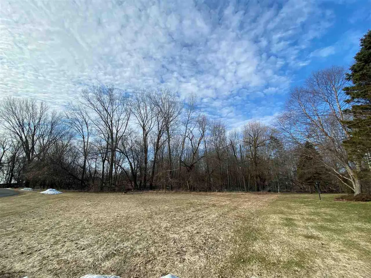 4000 MICHIGAN SHORES DRIVE, Menominee, MI 49858 - #1