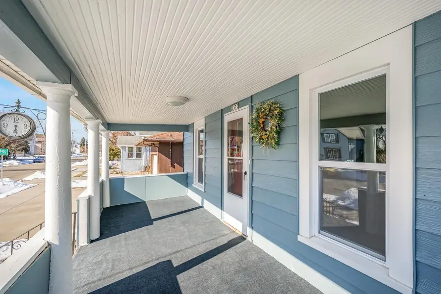 1370 CEAPE AVENUE, Oshkosh, WI 54901 - #2