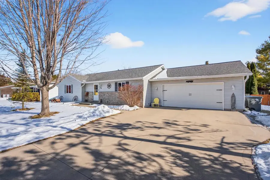 144 BALDWIN COURT, Appleton, WI 54915 - #2