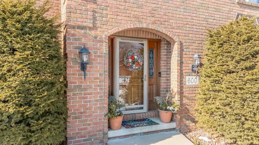 600 E WOODCREST DRIVE, Appleton, WI 54915 - #2