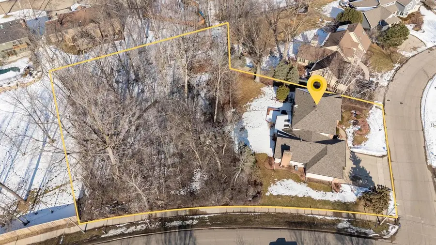 600 E WOODCREST DRIVE, Appleton, WI 54915 - #3