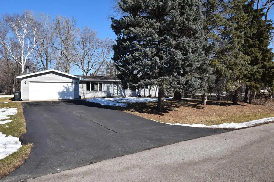 1452 BONNIE DRIVE, Menasha, WI 54952 - #2