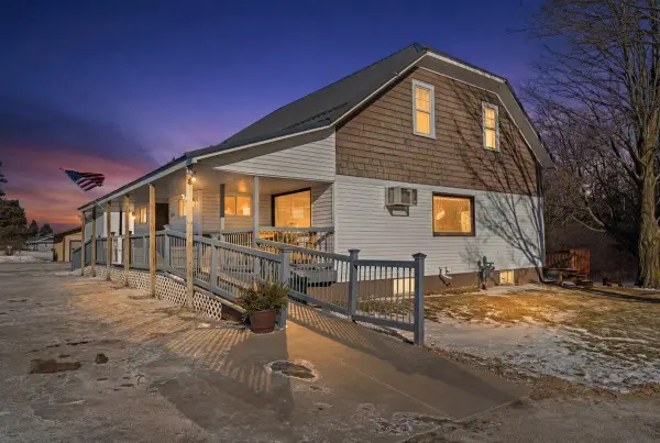 N4494 STATE RD 42, Kewaunee, WI 54216