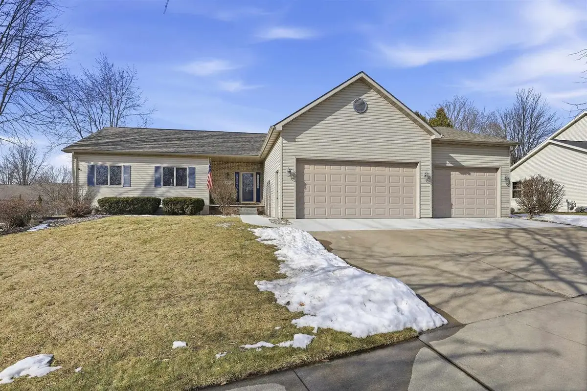 4207 N TIGERLILY DRIVE, Appleton, WI 54913 - #1