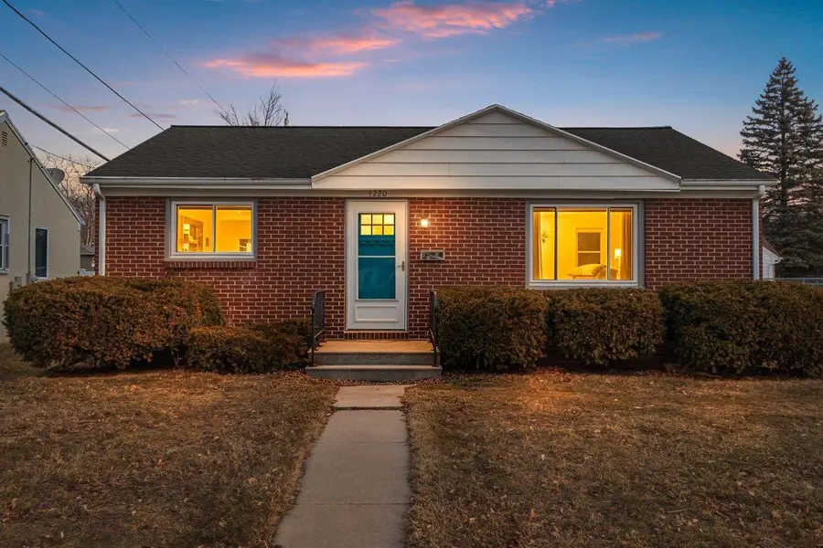 1220 HICKORY HILL DRIVE, Green Bay, WI 54304 - #2