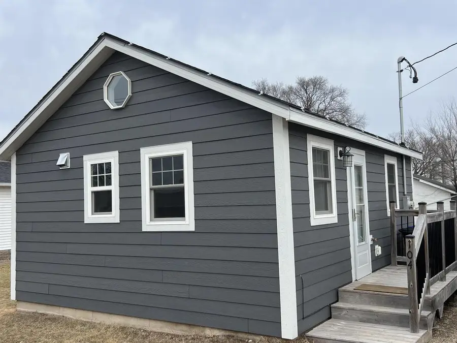 104 LAKE STREET, Weyauwega, WI 54983 - #3