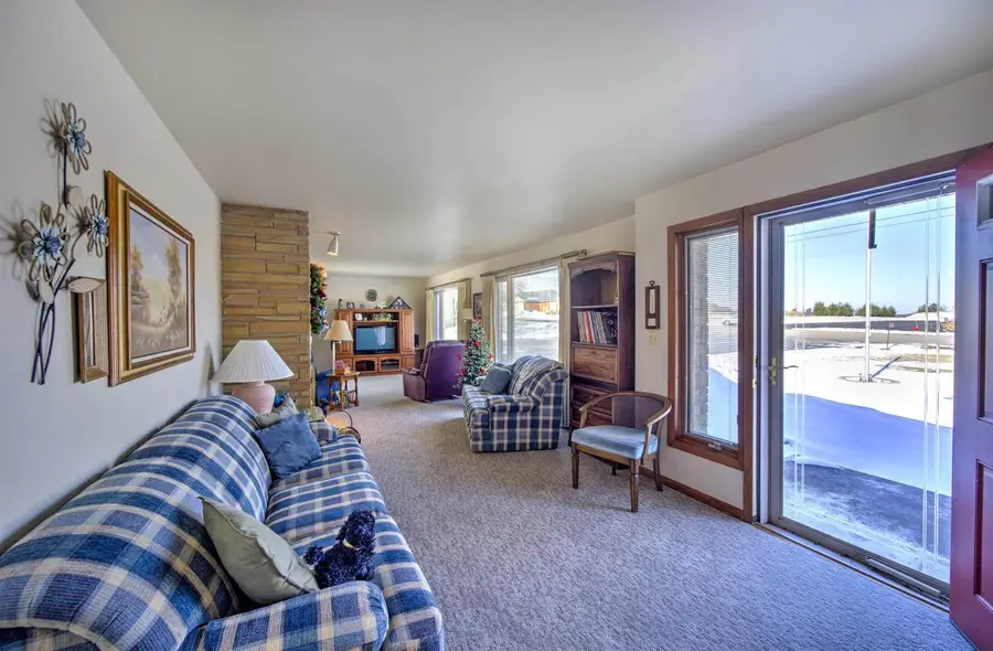 E9481 W BECKERT ROAD, New London, WI 54961 - #3