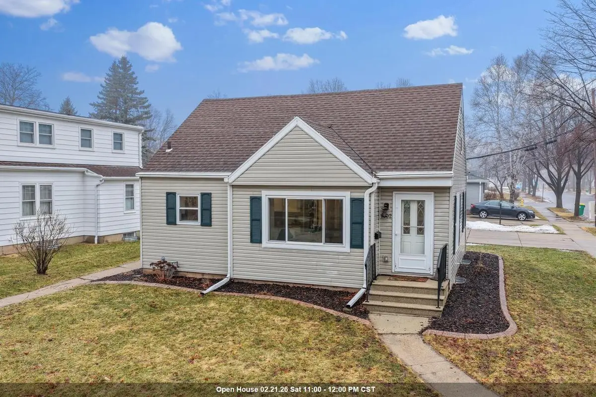 1202 CLEVELAND STREET, Green Bay, WI 54304 - #1