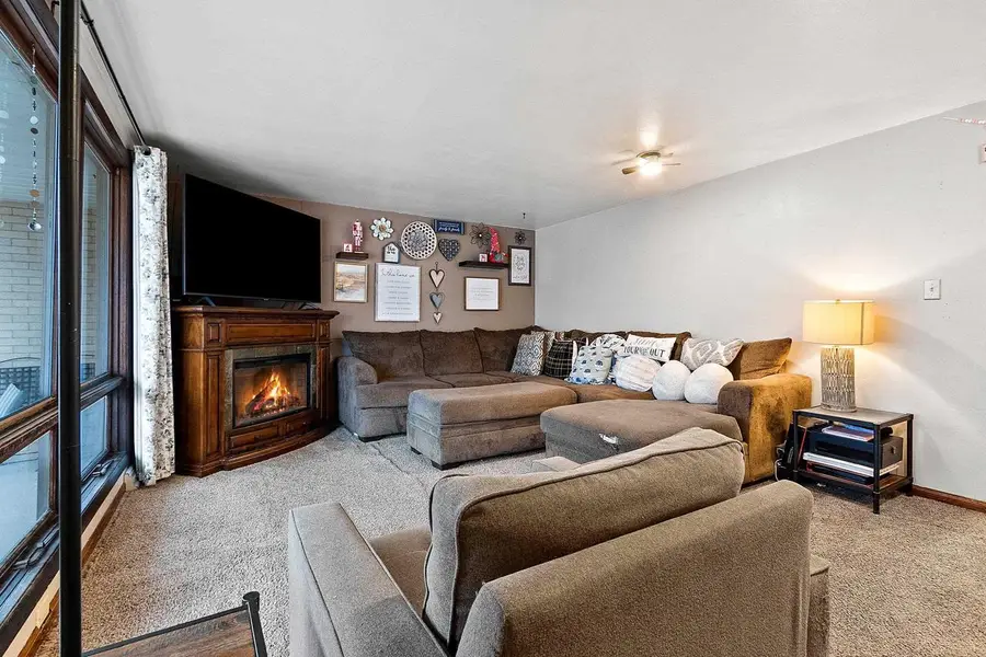 684 LIDA LANE, Green Bay, WI 54304 - #2