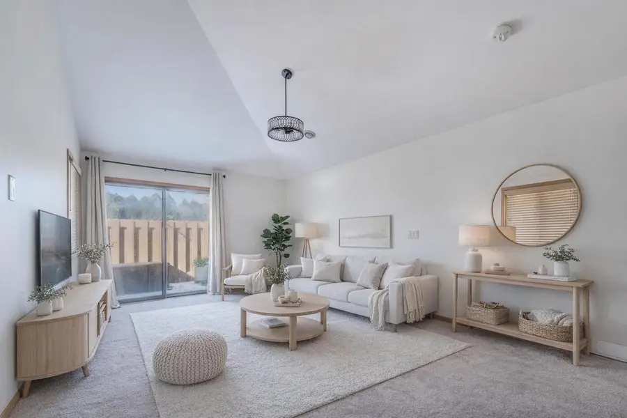 1377 W 18TH AVENUE, Oshkosh, WI 54902 - #3