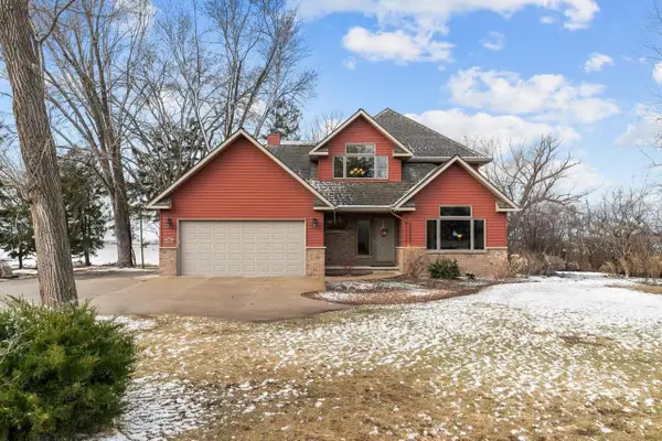 2740 MARINE DRIVE, Oshkosh, WI 54901