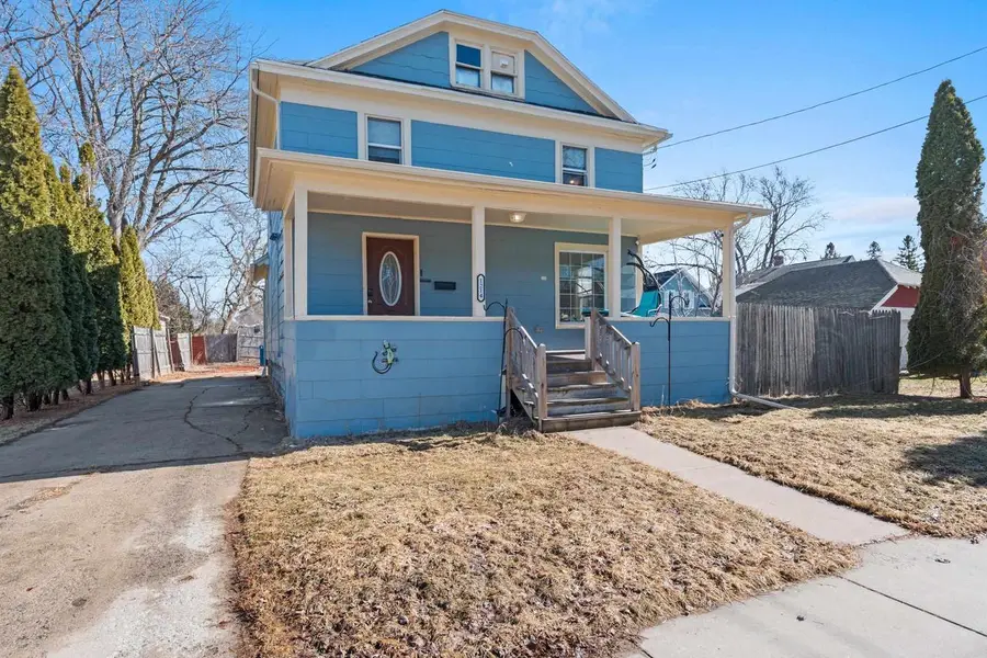 1214 GRAND STREET, Oshkosh, WI 54901 - #2