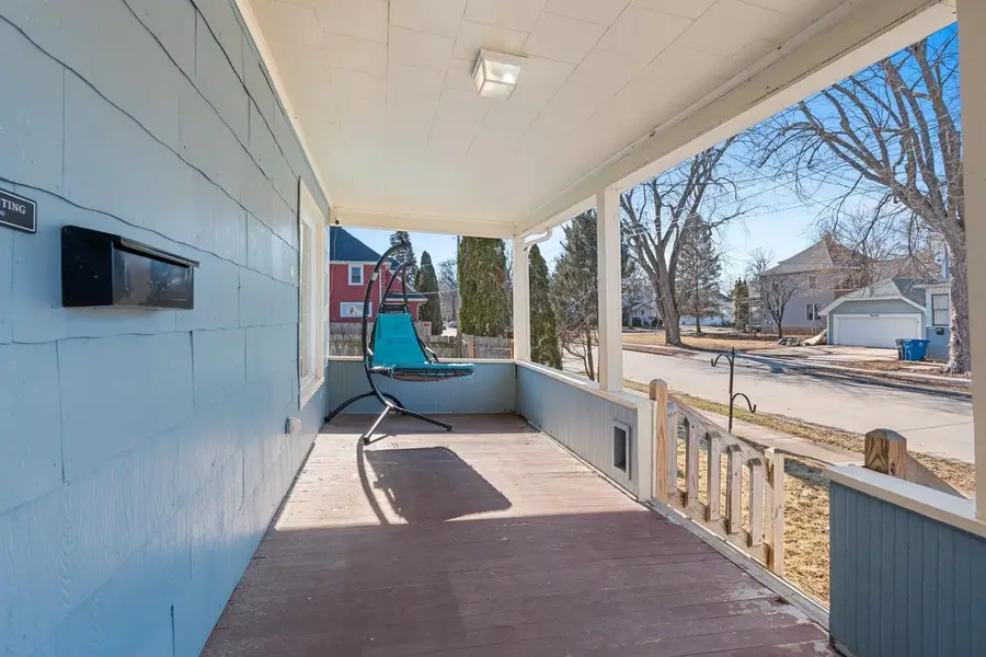 1214 GRAND STREET, Oshkosh, WI 54901 - #3