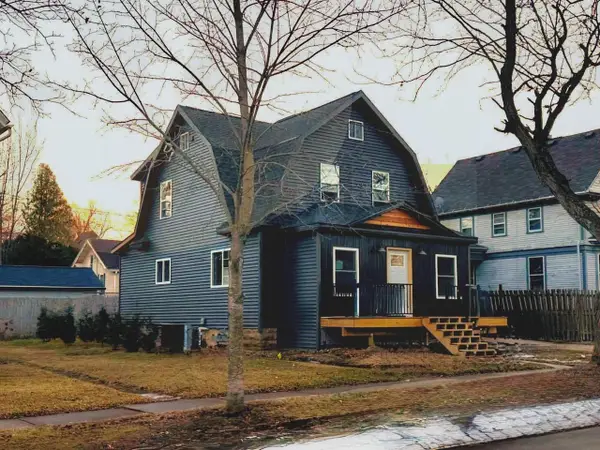 200 E MOORE STREET, Berlin, WI 54923