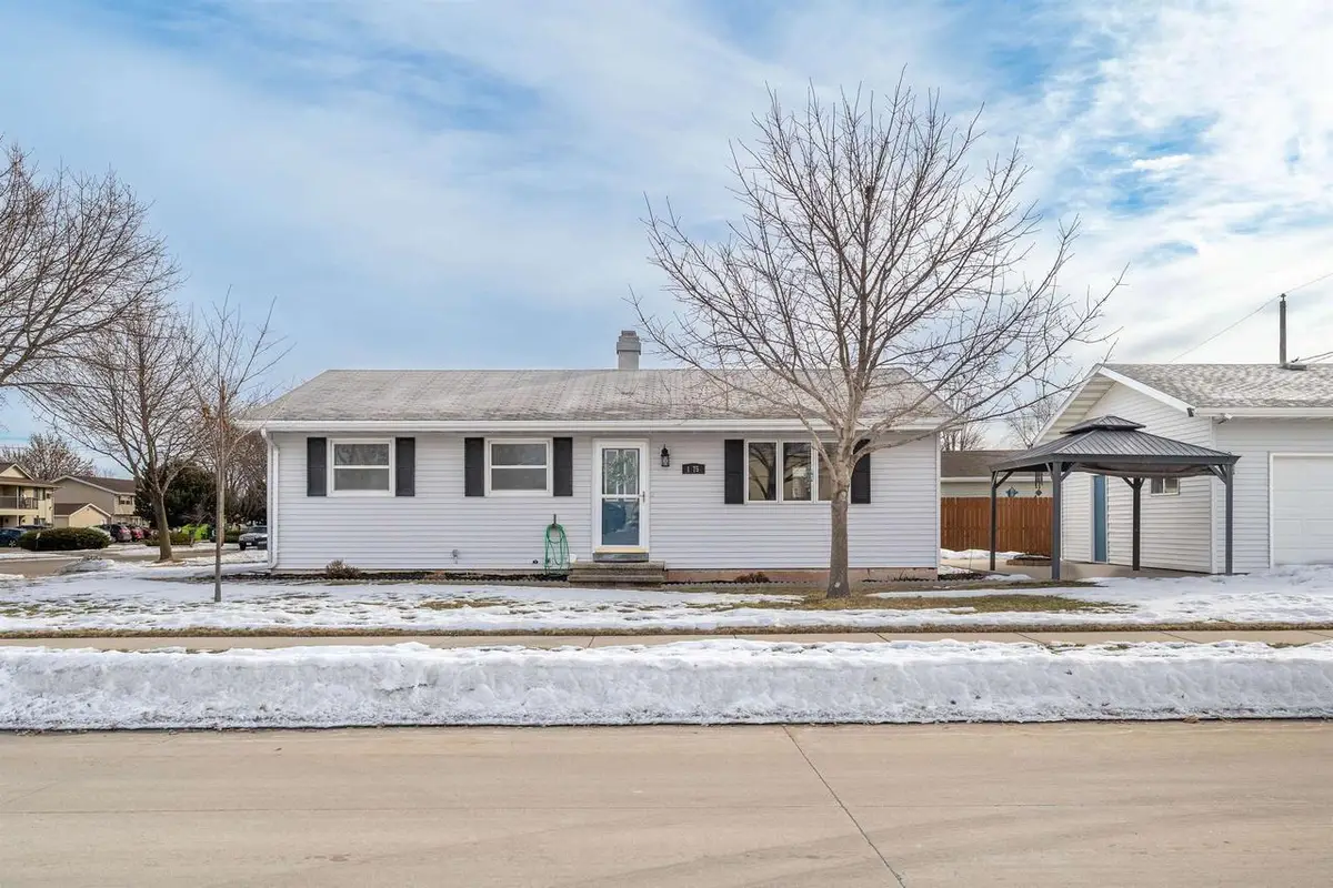 1775 LOMBARD AVENUE, Oshkosh, WI 54902 - #1