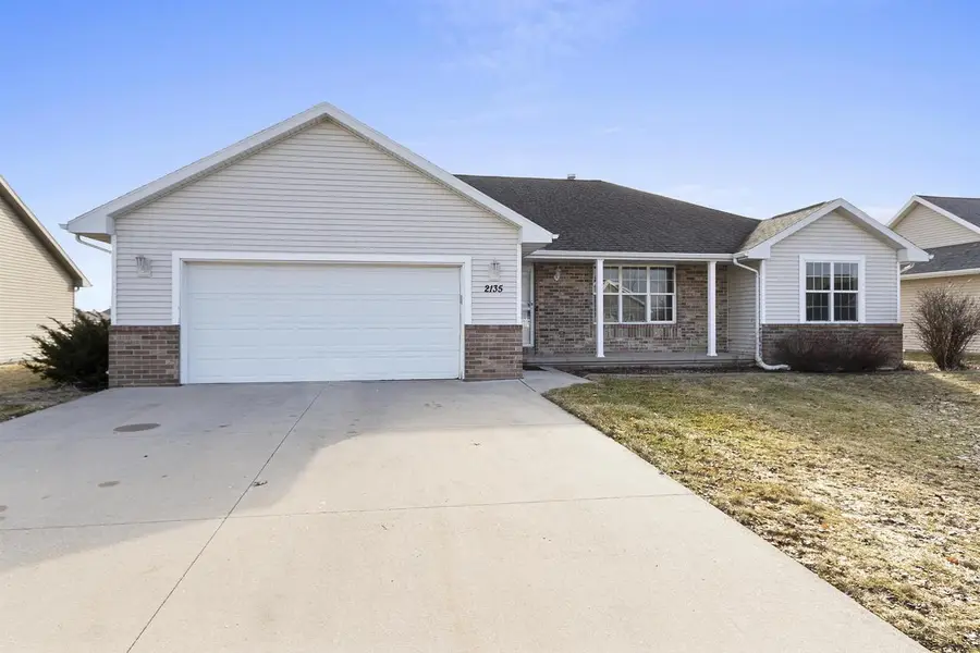 2135 W MELCORN CIRCLE, De Pere, WI 54115 - #2