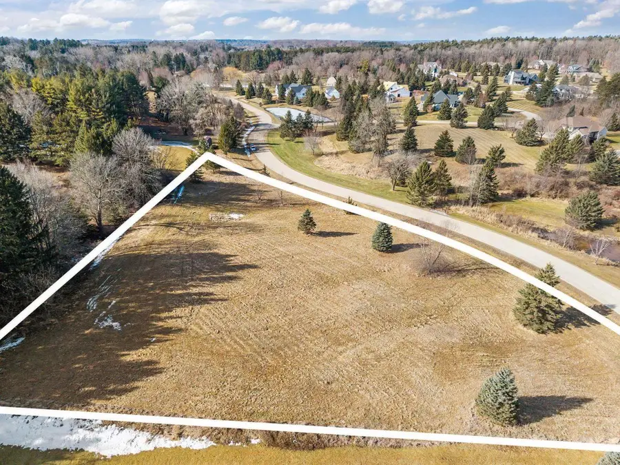 HACKBERRY HILLS ROAD, Hortonville, WI 54944 - #2