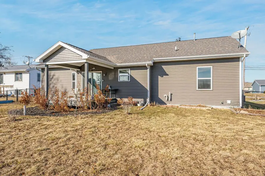 730 E SCOTT STREET, Omro, WI 54963 - #2