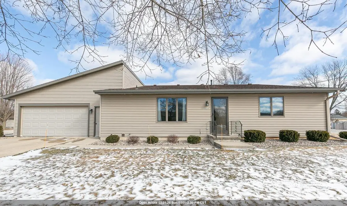 2211 VIRGINIA DRIVE, Manitowoc, WI 54220 - #1