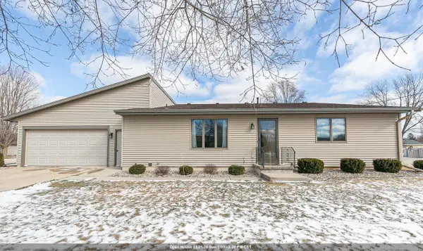 2211 VIRGINIA DRIVE, Manitowoc, WI 54220