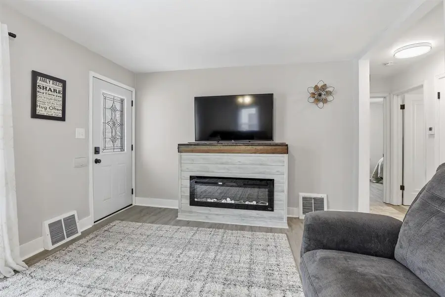 751 MADISON STREET, Neenah, WI 54956 - #3