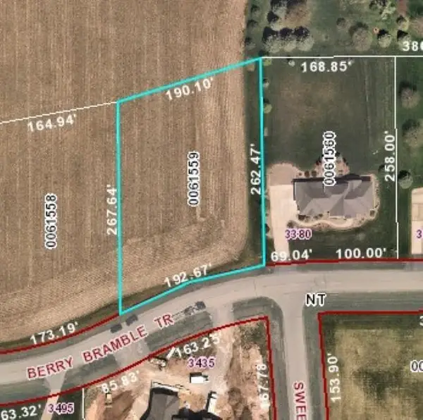 BERRY BRAMBLE TRAIL, Neenah, WI 54956