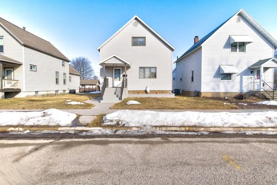 1166 DAGGETT STREET, Marinette, WI 54143 - #2