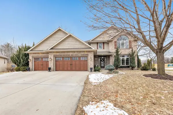 1247 FOLKESTONE DRIVE, Green Bay, WI 54313