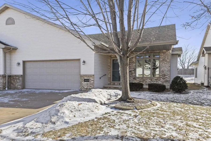 1819 E SYLVAN AVENUE, Appleton, WI 54915 - #2