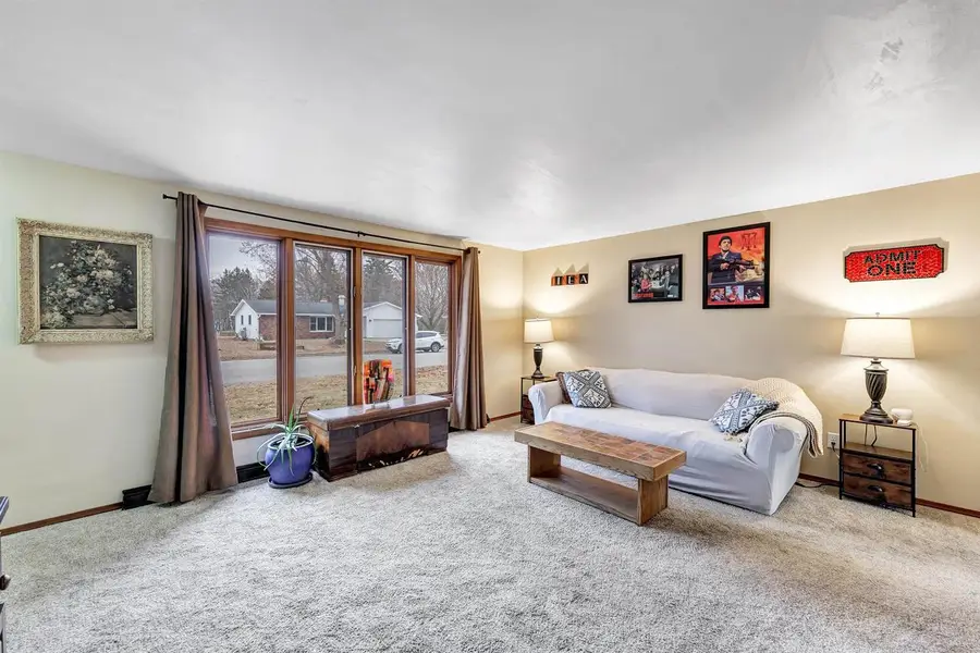 2880 LUMBER LANE, Green Bay, WI 54313 - #2