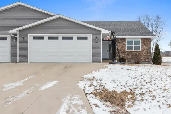 402 TRISTAN DRIVE, Shawano, WI 54166