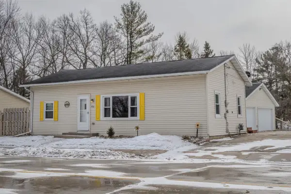 406 E MAIN STREET, Gillett, WI 54124
