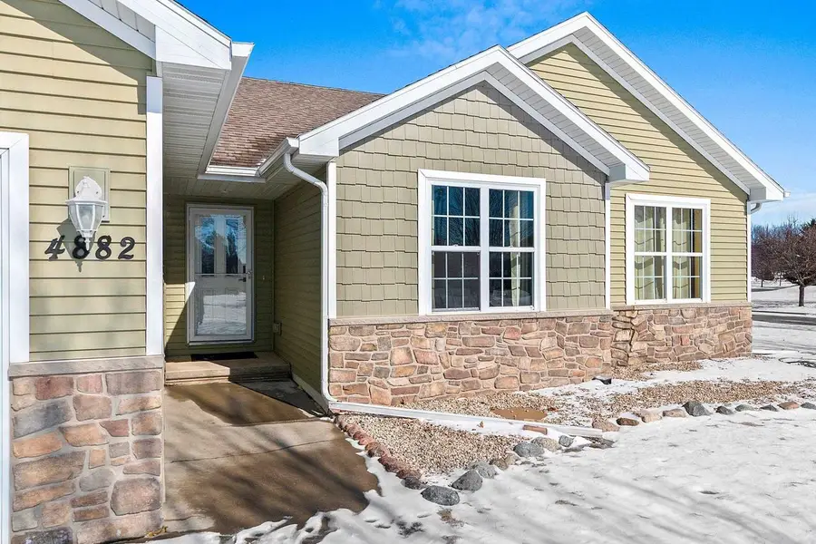 4882 ISABELLA CIRCLE, Oneida, WI 54155 - #2