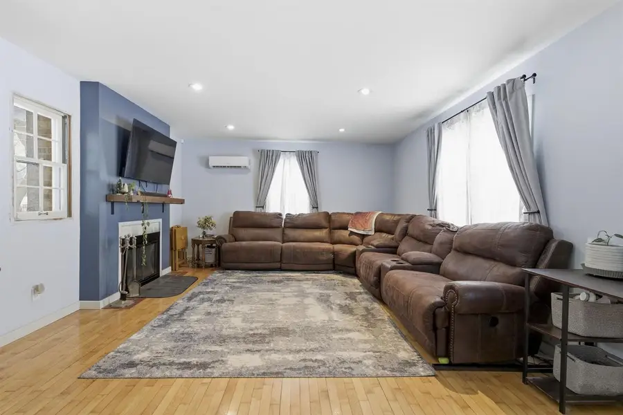 182 N CLINTON AVENUE, Clintonville, WI 54929 - #3