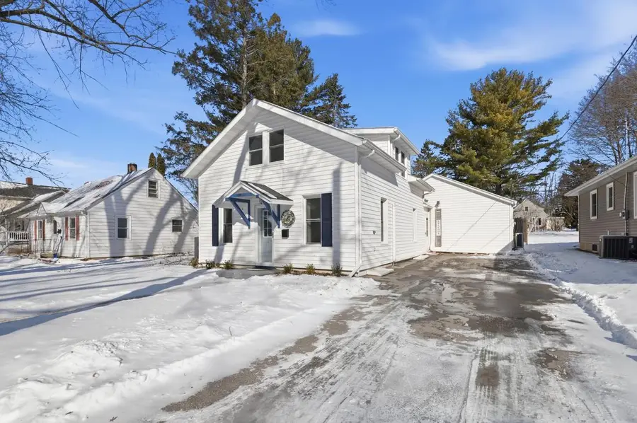 930 RHODE ISLAND STREET, Sturgeon Bay, WI 54235 - #2