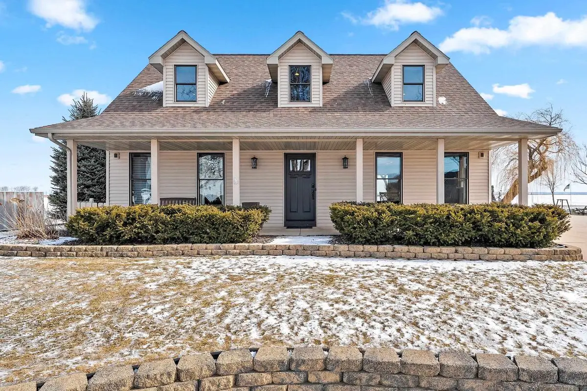 2414 LONGTAIL BEACH LANE, Suamico, WI 54173 - #1