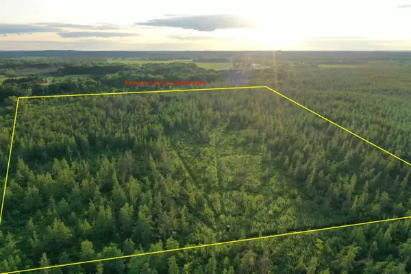 CTY RD F, Berlin, WI 54923