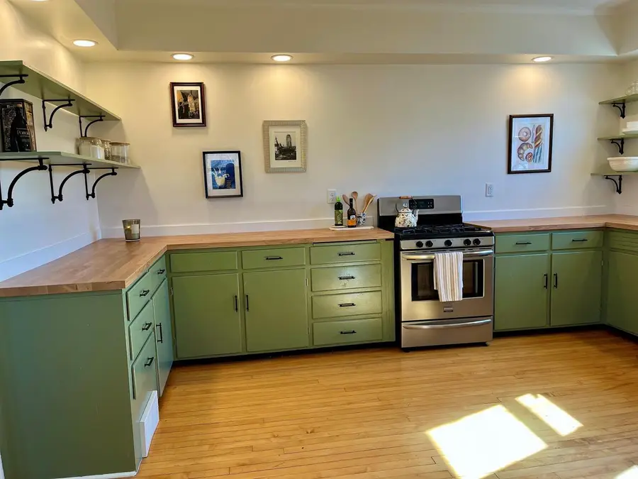 721 WASHINGTON AVENUE, Oshkosh, WI 54901 - #3