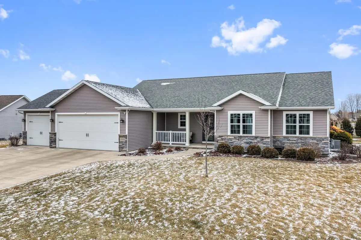 1823 NATION COURT, Neenah, WI 54956 - #1