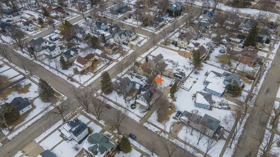 146 E MOORE STREET, Berlin, WI 54923 - #3