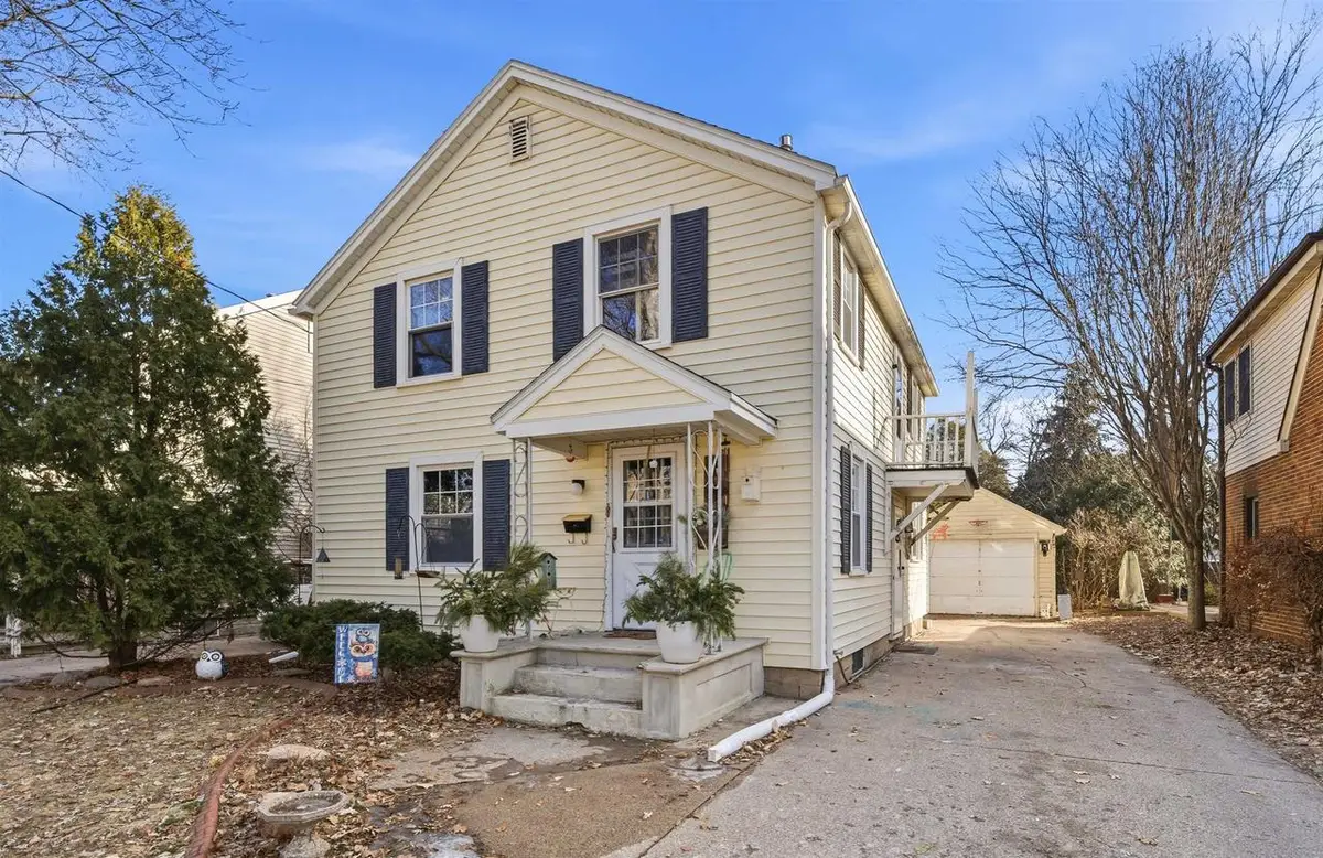 1019 W OKLAHOMA STREET, Appleton, WI 54914 - #1