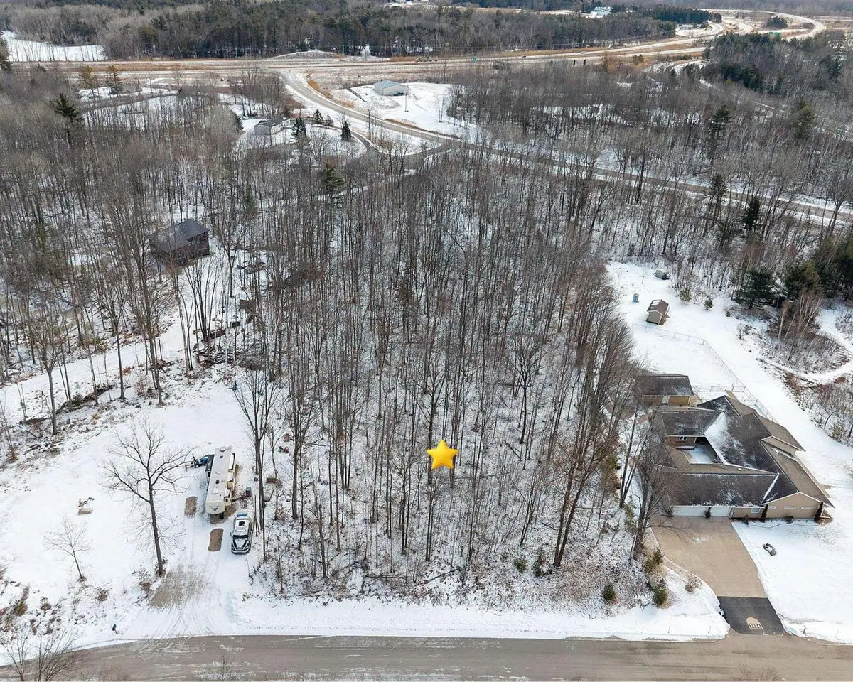 ALPHA LANE, Abrams, WI 54101 - #1