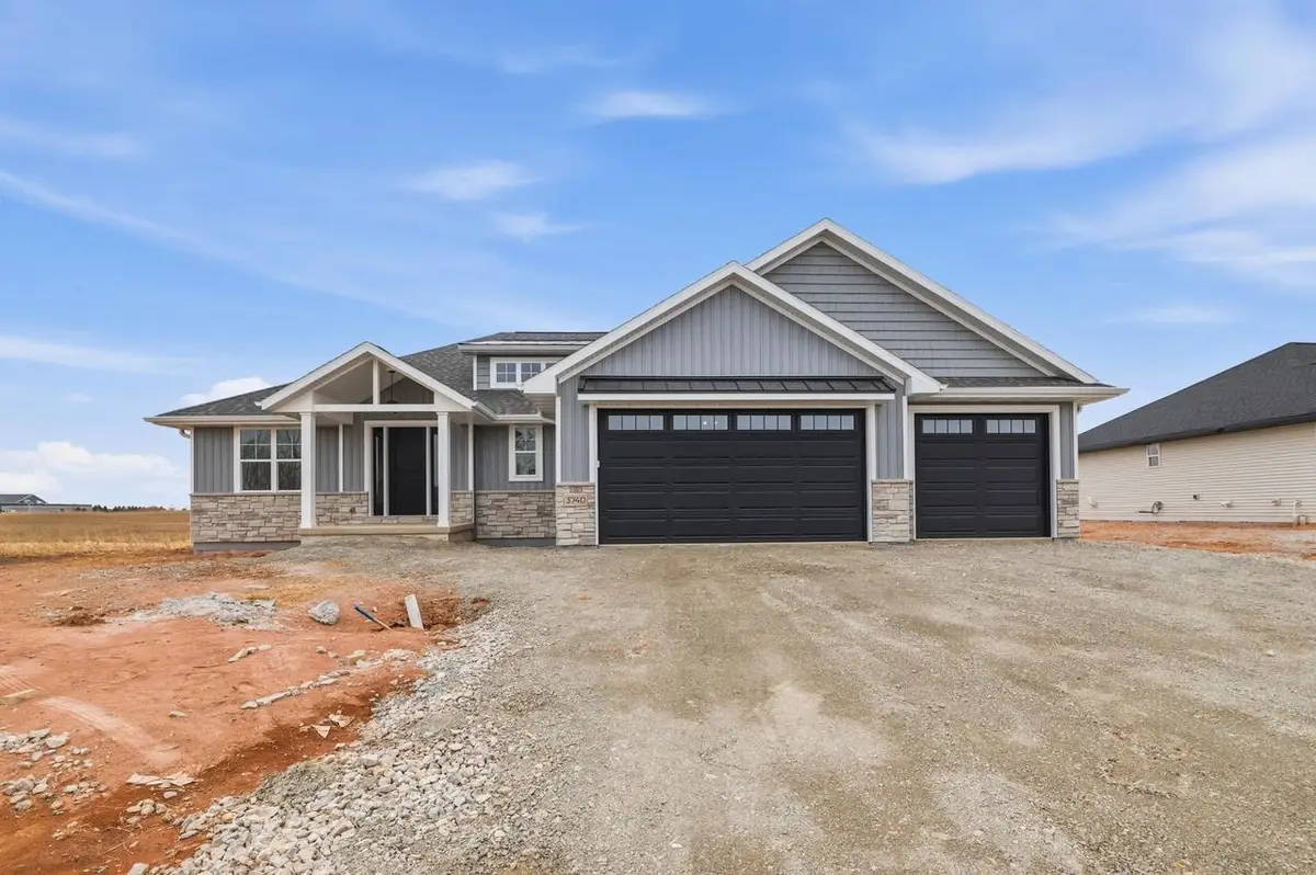 3740 EDWINA DRIVE, De Pere, WI 54115 - #1