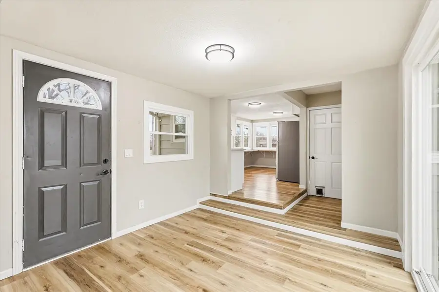 236 W 20TH AVENUE, Oshkosh, WI 54902 - #2