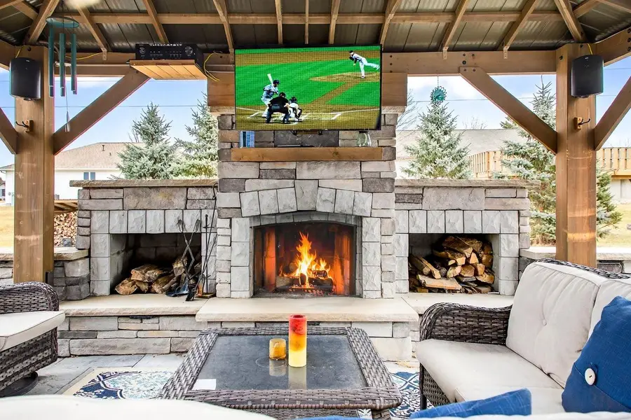 1503 NORTH STAR COURT, New London, WI 54961 - #2